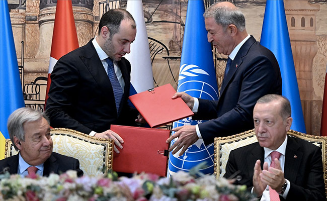 Landmark Agreement Between Russia and Ukraine By Rustam Shah Mohmand