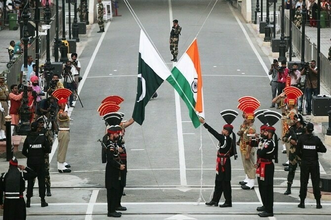 Tense Indo-Pak Ties: A Way Forward By Abdul Moiz Dar